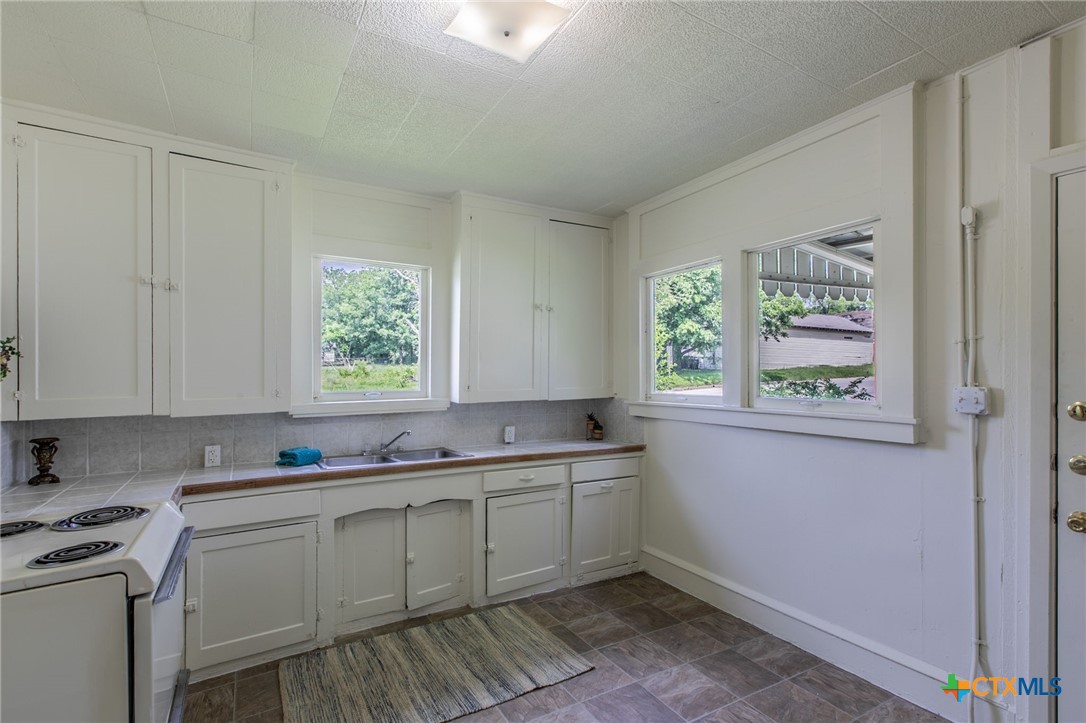 1303 S 15th Street Property Photo 4