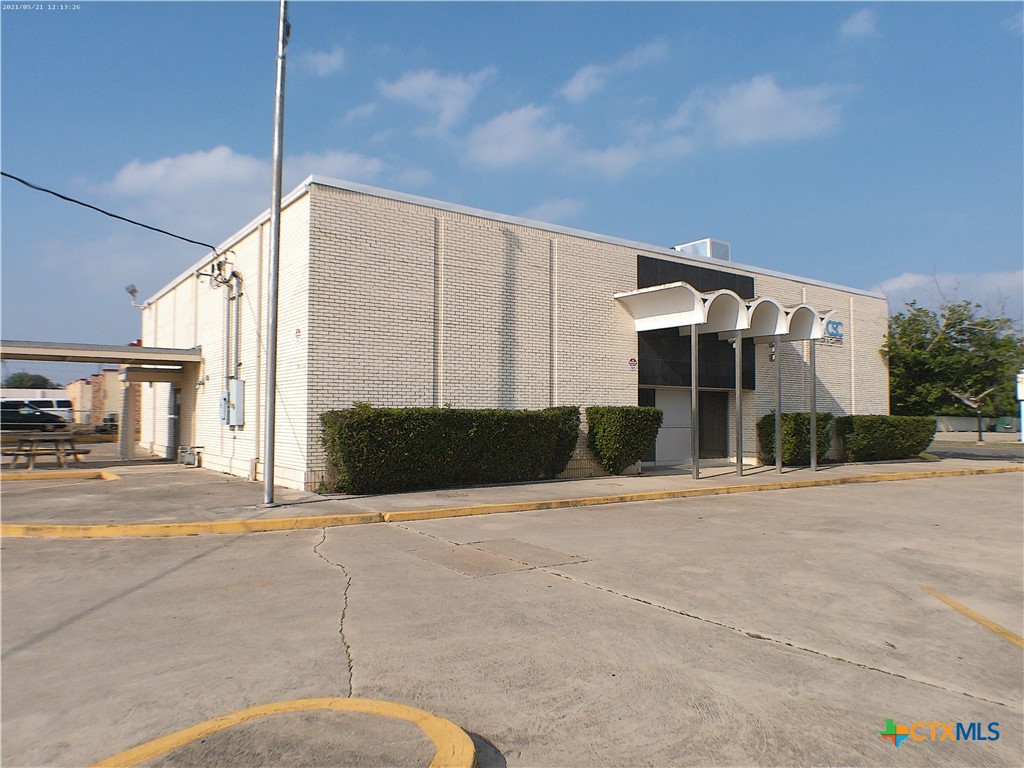603 N 8th Street Property Photo 1
