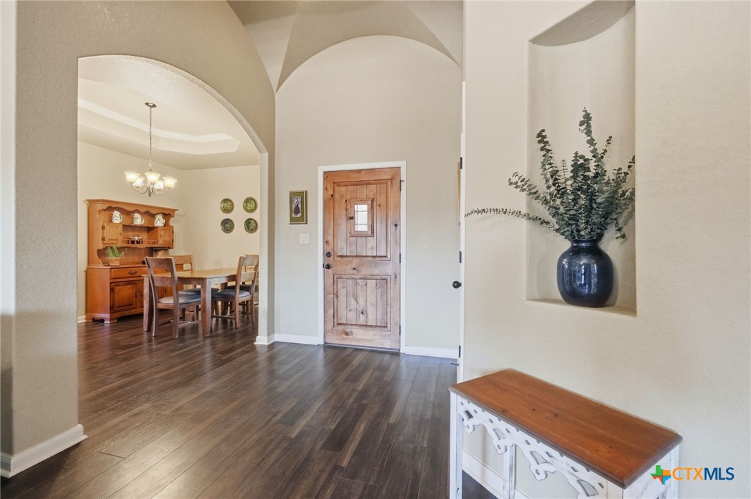 225 Greenway Drive Property Photo 6