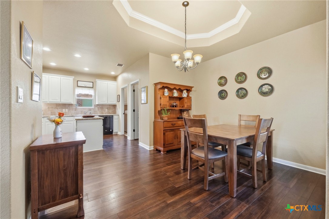 225 Greenway Drive Property Photo 10