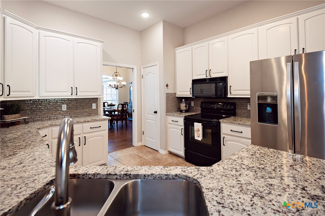 10911 Bridgeport Drive Property Photo 11