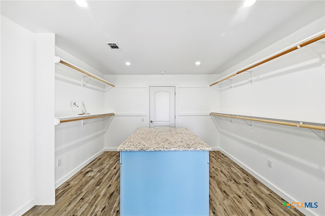 120 Loopsy Lane Property Photo 16