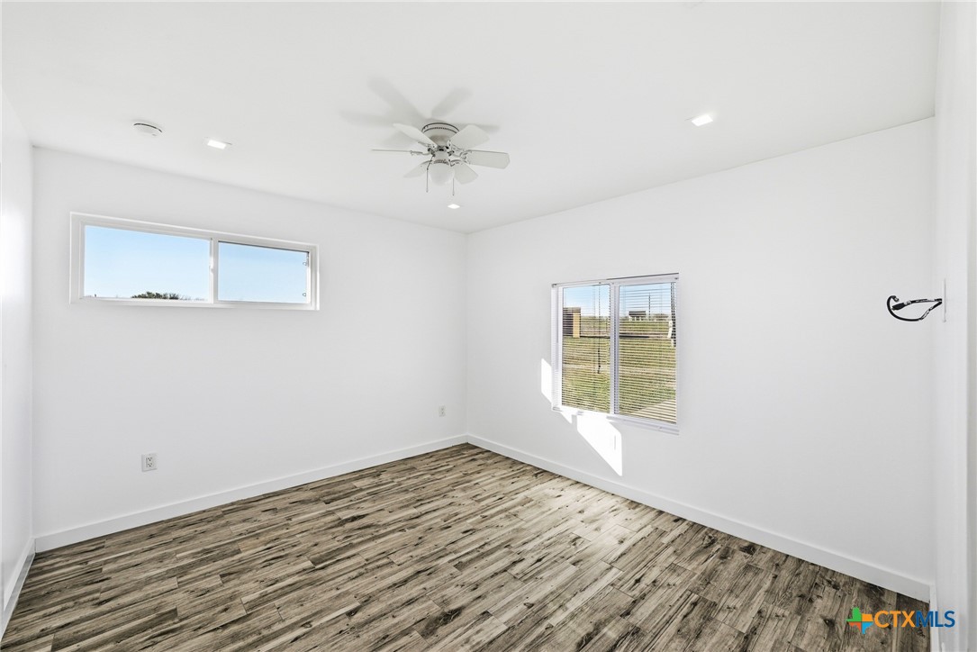 120 Loopsy Lane Property Photo 19