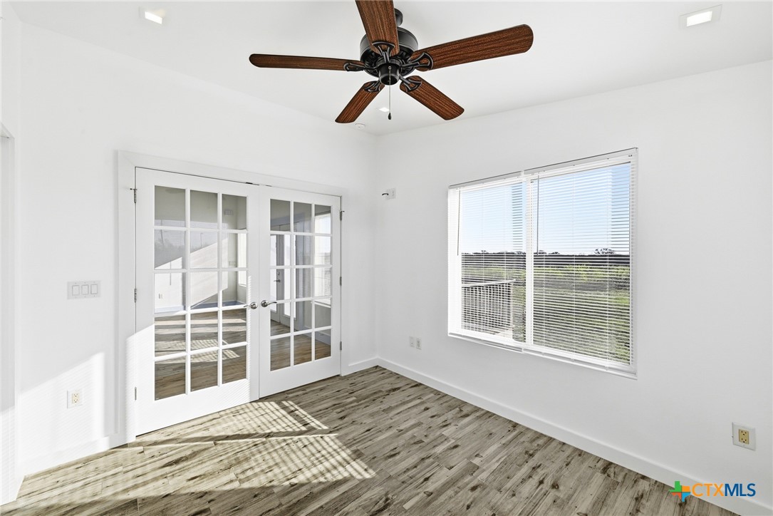 120 Loopsy Lane Property Photo 22