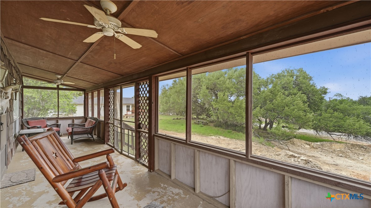262 Scenic Drive Property Photo 3