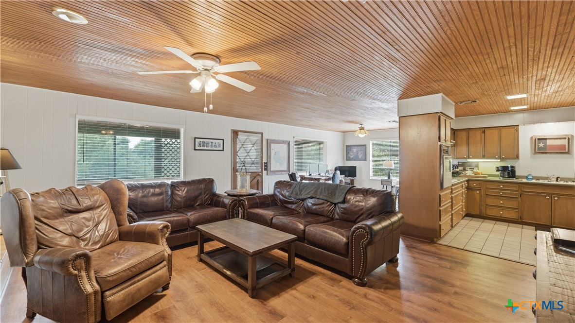 262 Scenic Drive Property Photo 12