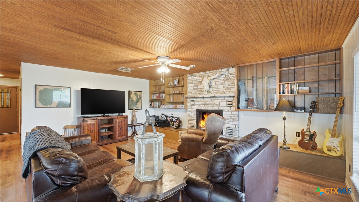 262 Scenic Drive Property Photo 17