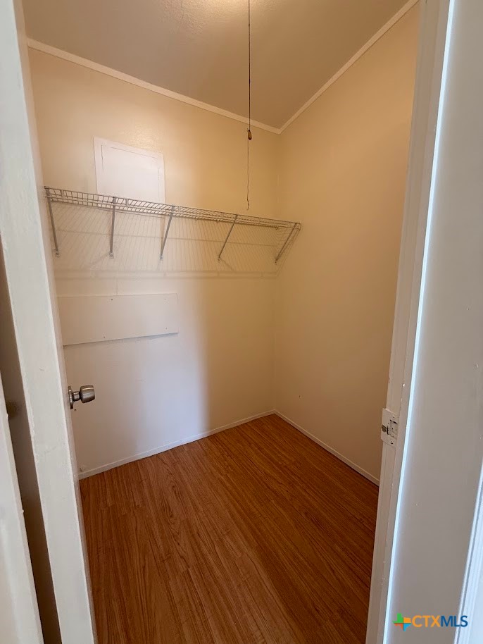 621 Stenen Drive Property Photo 15