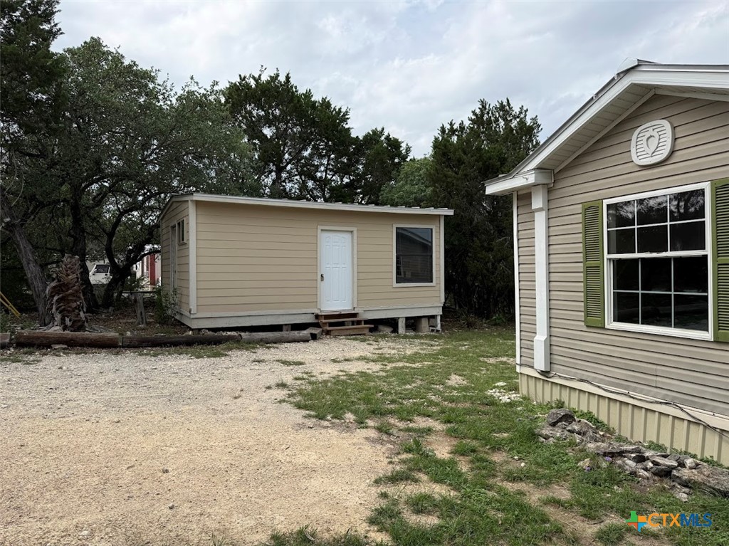 621 Stenen Drive Property Photo 24