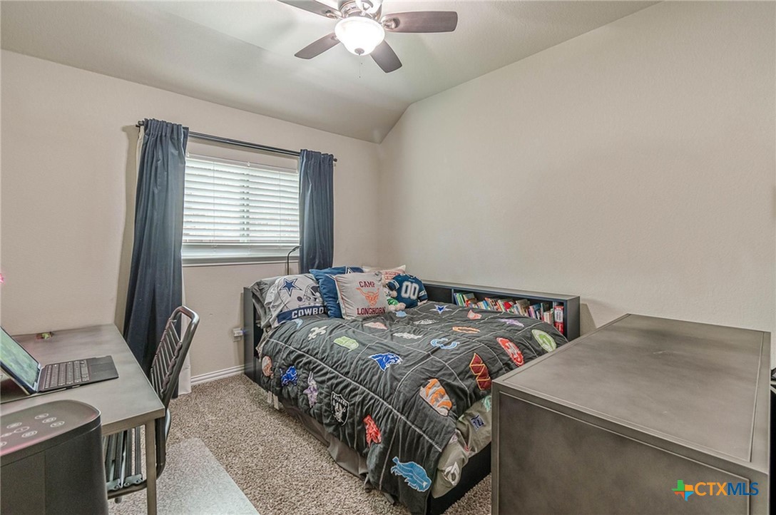 109 Tulip Garden Trail Property Photo 17