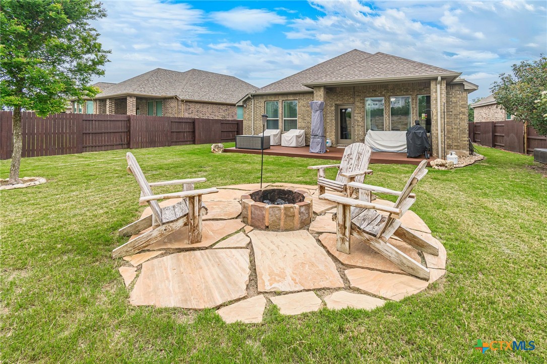 109 Tulip Garden Trail Property Photo 25