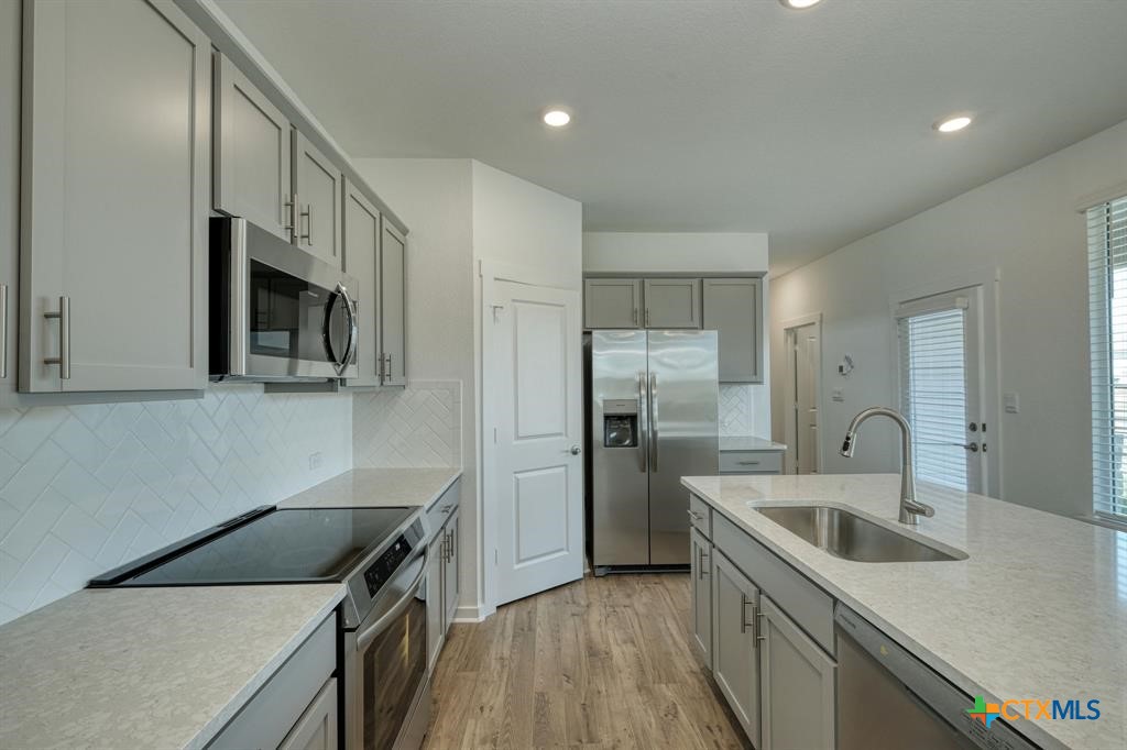 2438 Wallin Bradley Drive Property Photo 4
