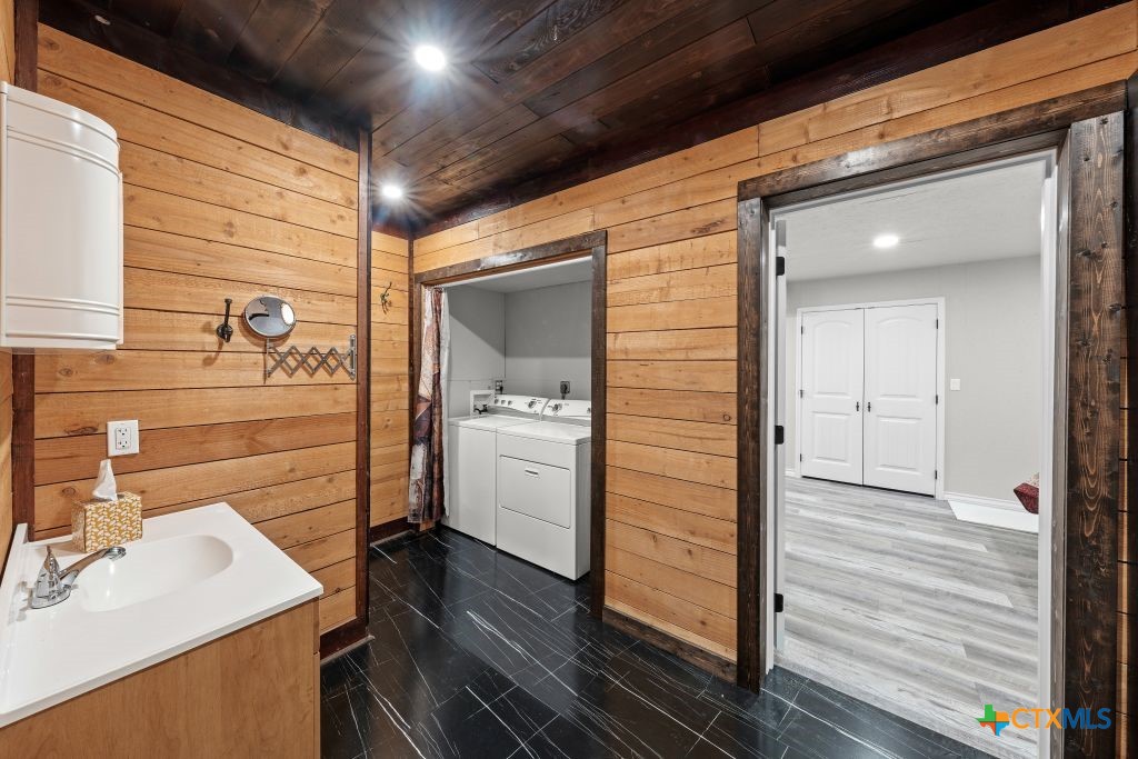 4842 Nibling Lane Property Photo 35