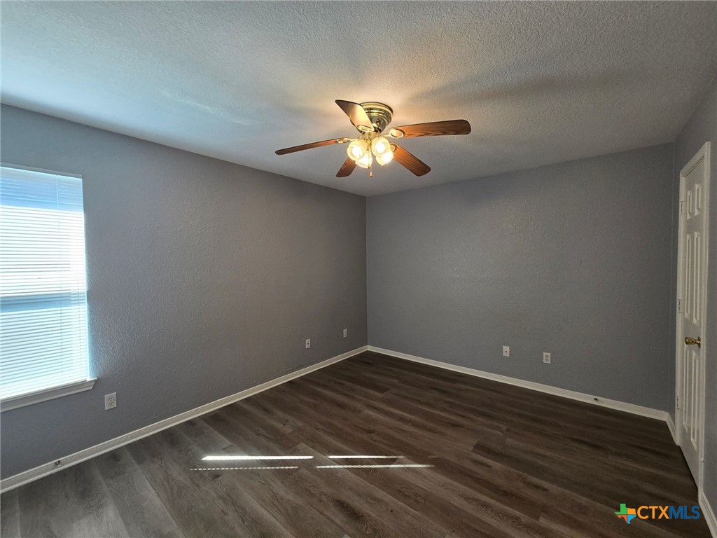 1604 Dugger Circle Property Photo 7
