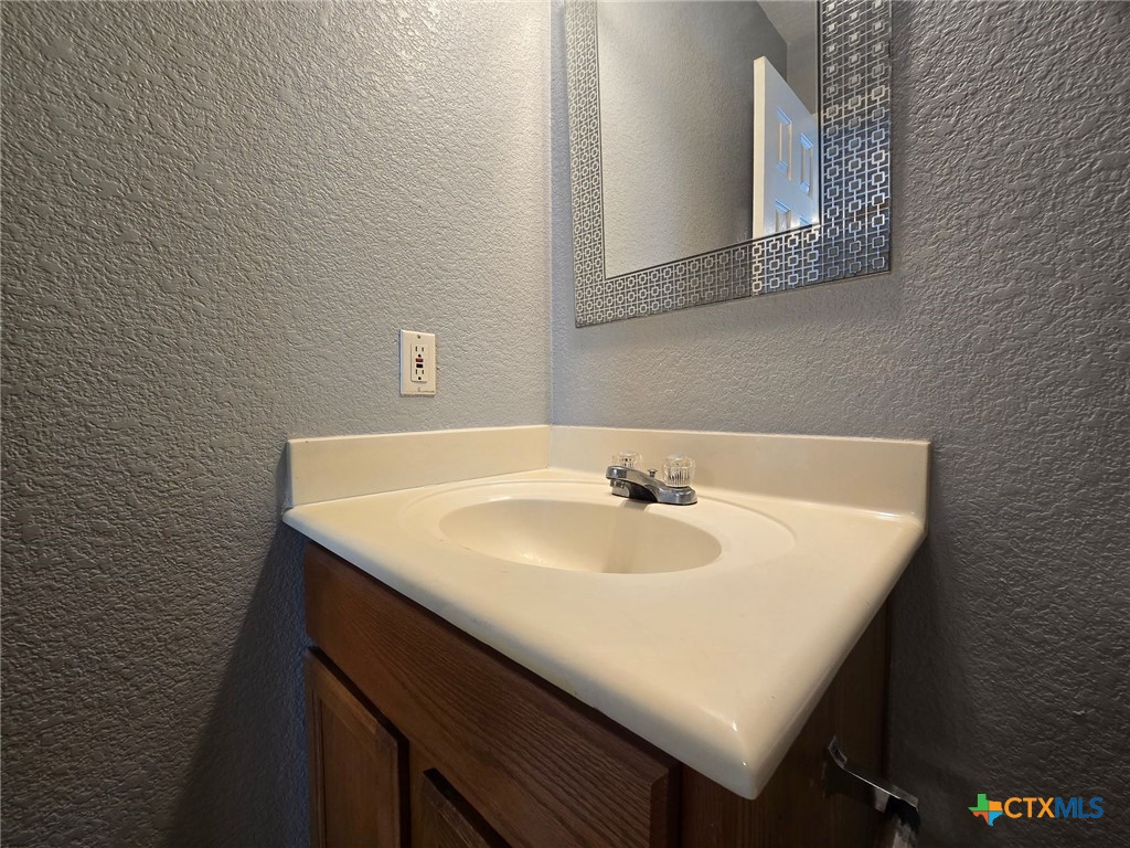 1604 Dugger Circle Property Photo 9