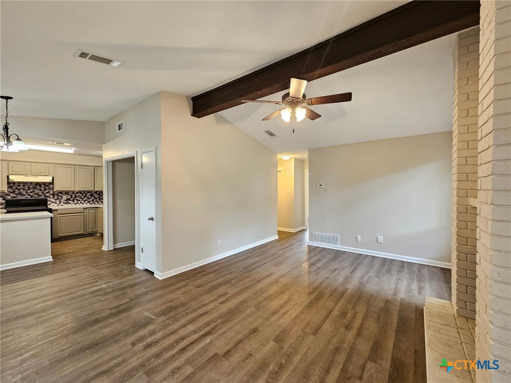 2110 Cimmaron Drive Property Photo 7