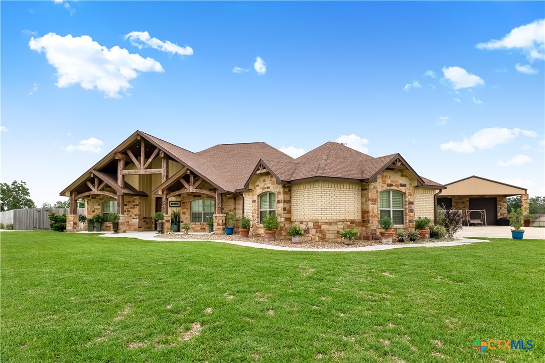 254 Sendera Loop Property Photo 5