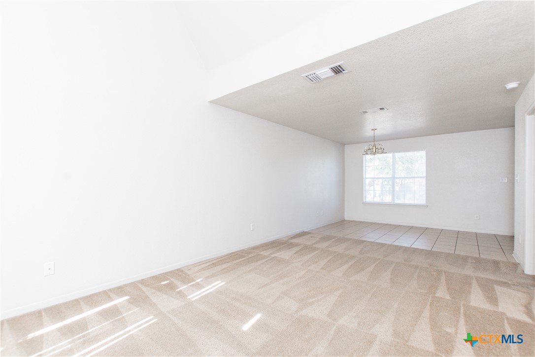 5009 John David Drive A Property Photo 2