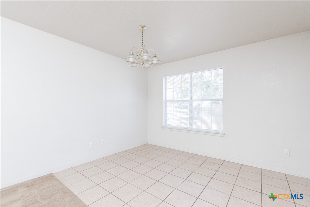 5009 John David Drive A Property Photo 6