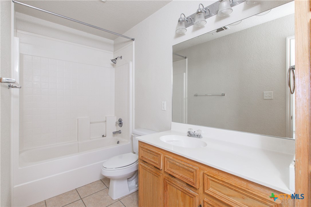 5009 John David Drive A Property Photo 11