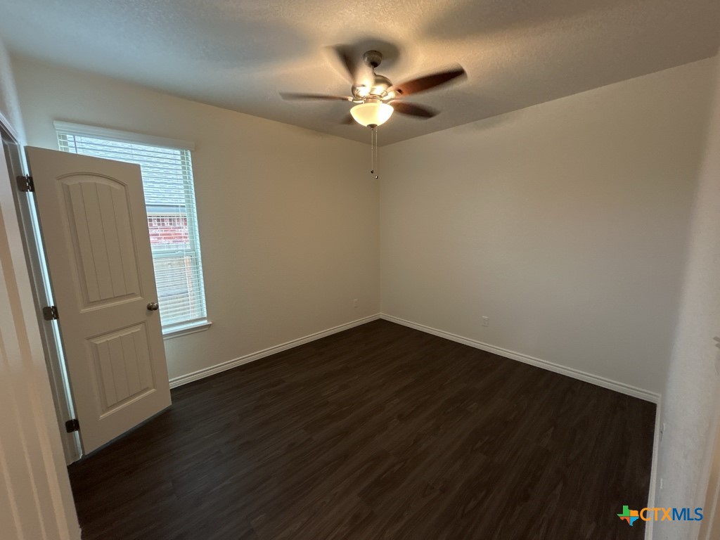 5104 Rose Garden Loop Property Photo 12