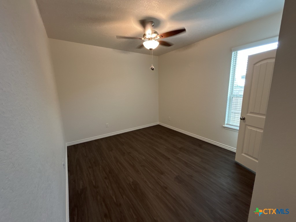 5104 Rose Garden Loop Property Photo 15