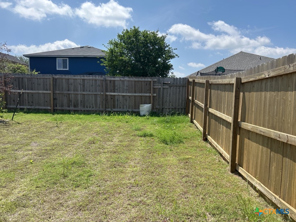 5104 Rose Garden Loop Property Photo 24
