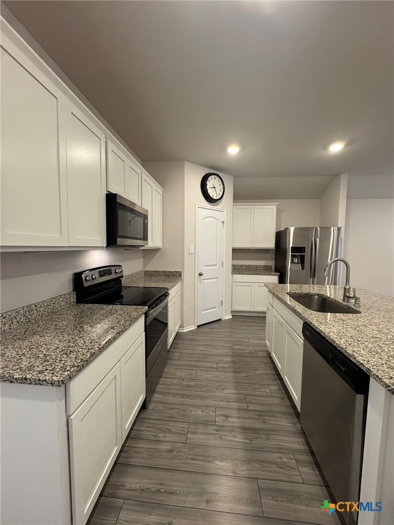 208 Ida Loop Property Photo 3