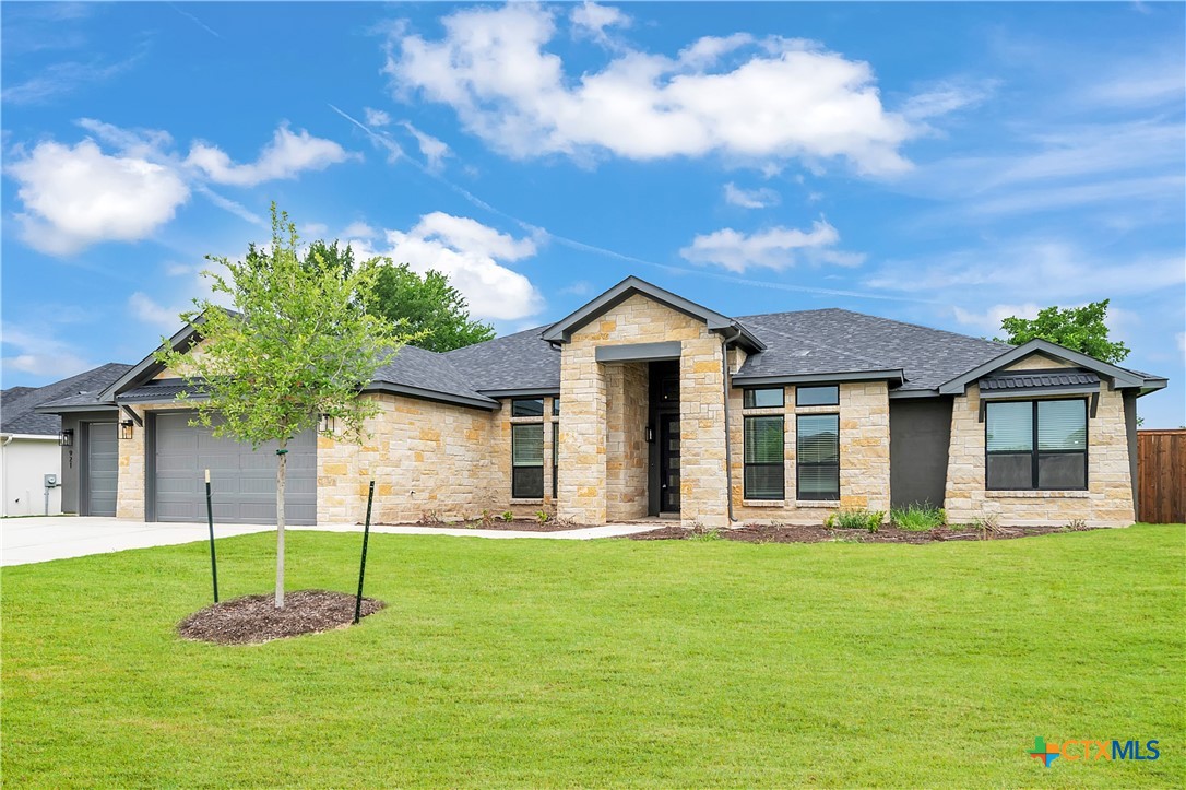 3065 Bella Vita Drive Property Photo 1