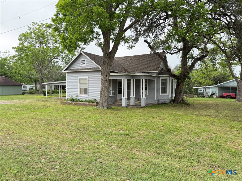 239 W High Street Property Photo 6
