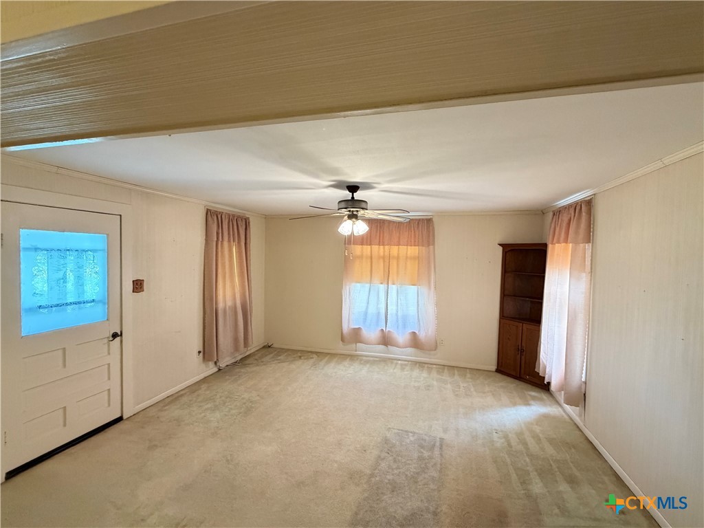 239 W High Street Property Photo 15