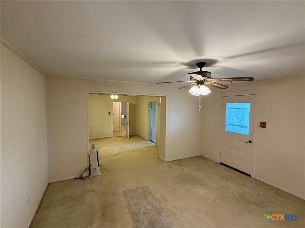 239 W High Street Property Photo 18