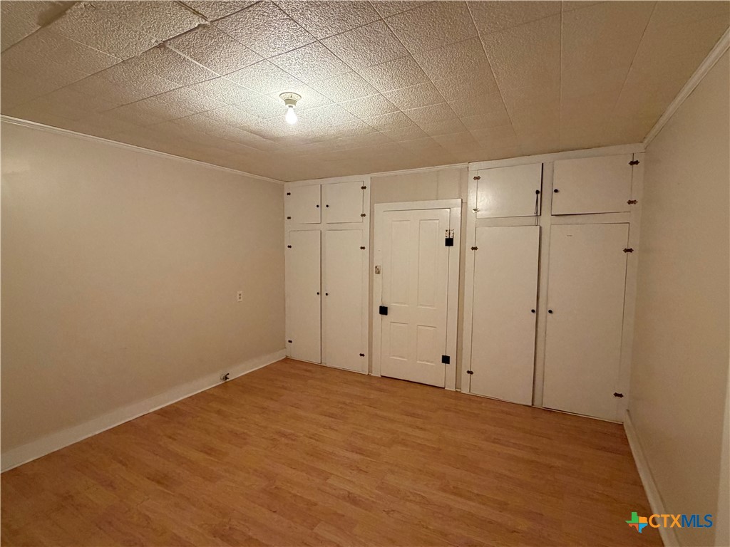 239 W High Street Property Photo 34