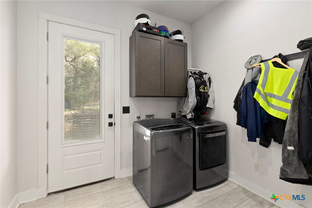109 Pond View Court Property Photo 18