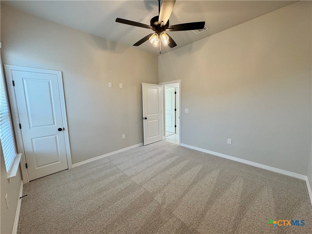 405 Magnolia Property Photo 17