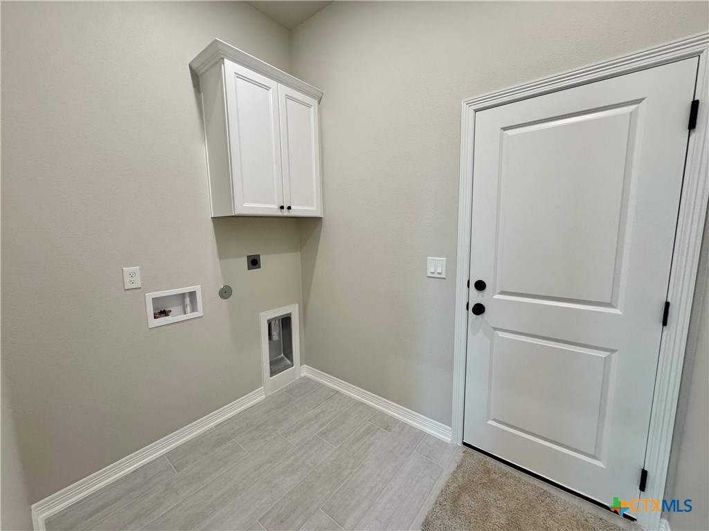 405 Magnolia Property Photo 18