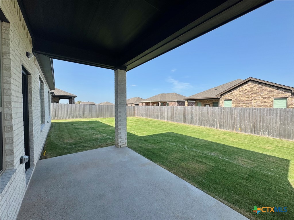 405 Magnolia Property Photo 28