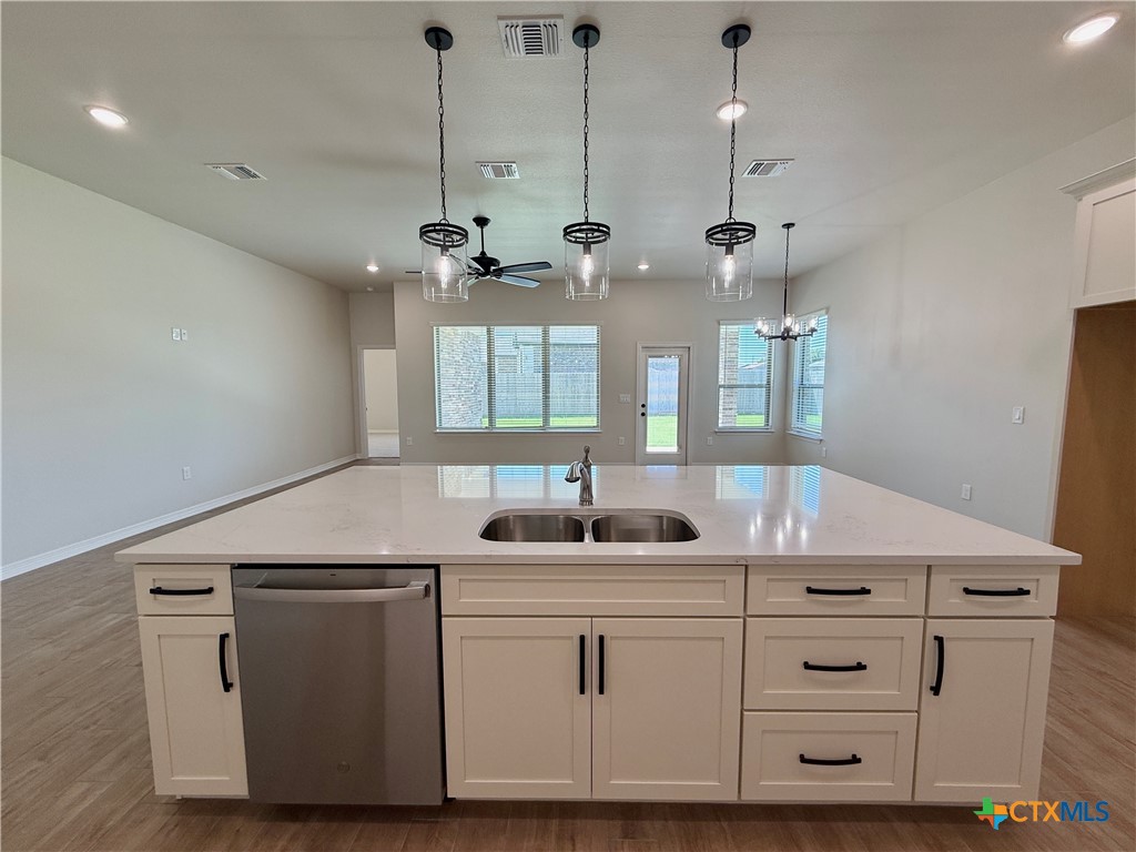 130 Lasso Loop Property Photo 8