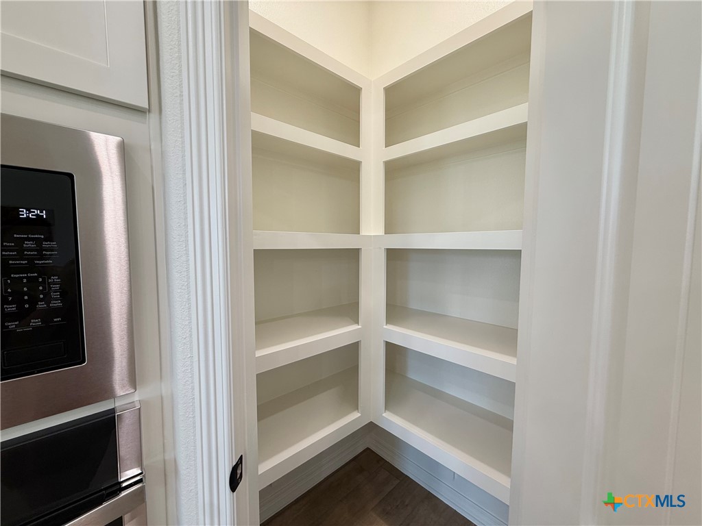130 Lasso Loop Property Photo 10