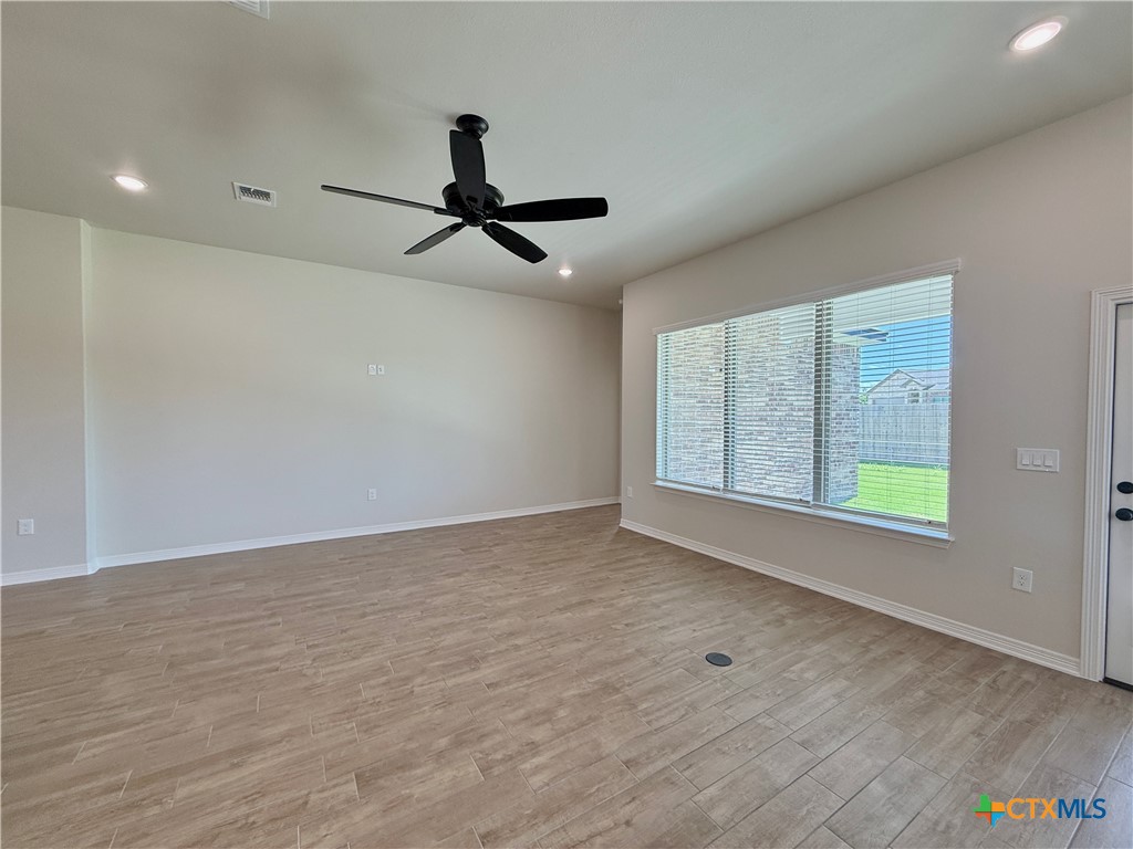 130 Lasso Loop Property Photo 20