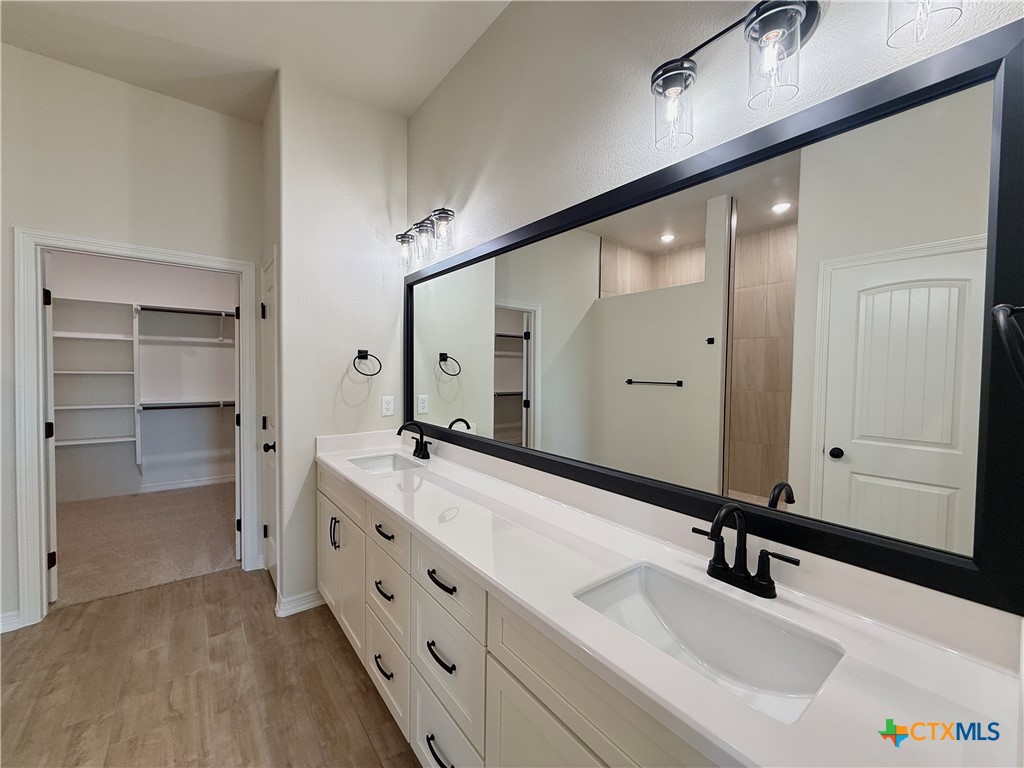 130 Lasso Loop Property Photo 25