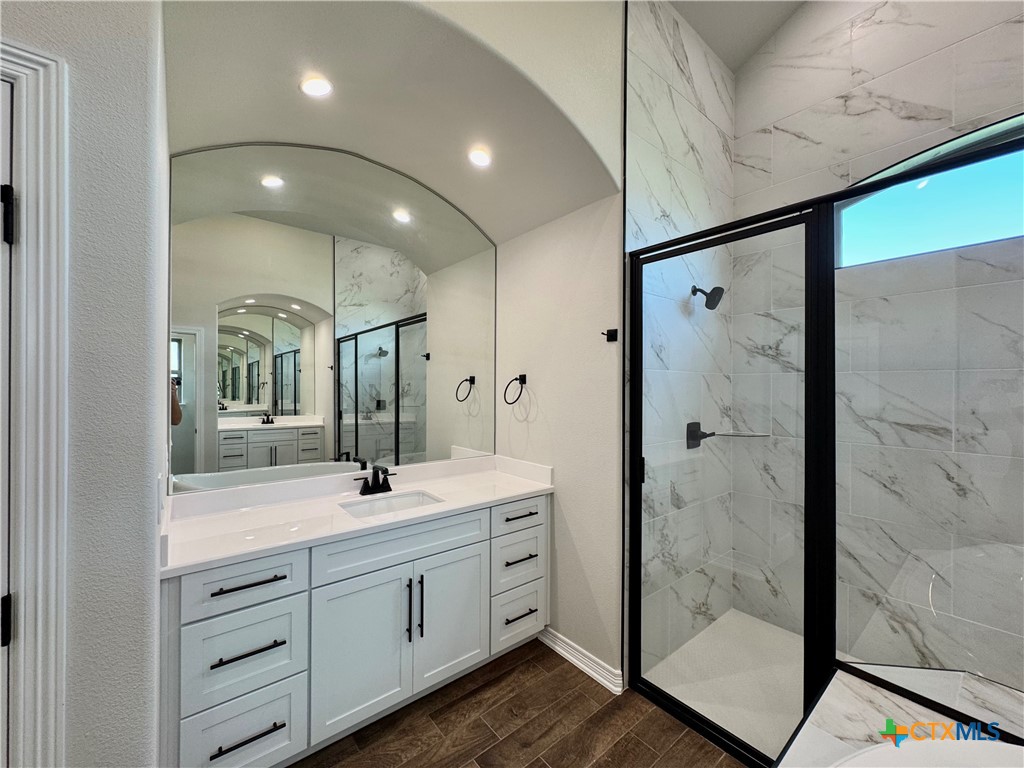 132 Lasso Loop Property Photo 18
