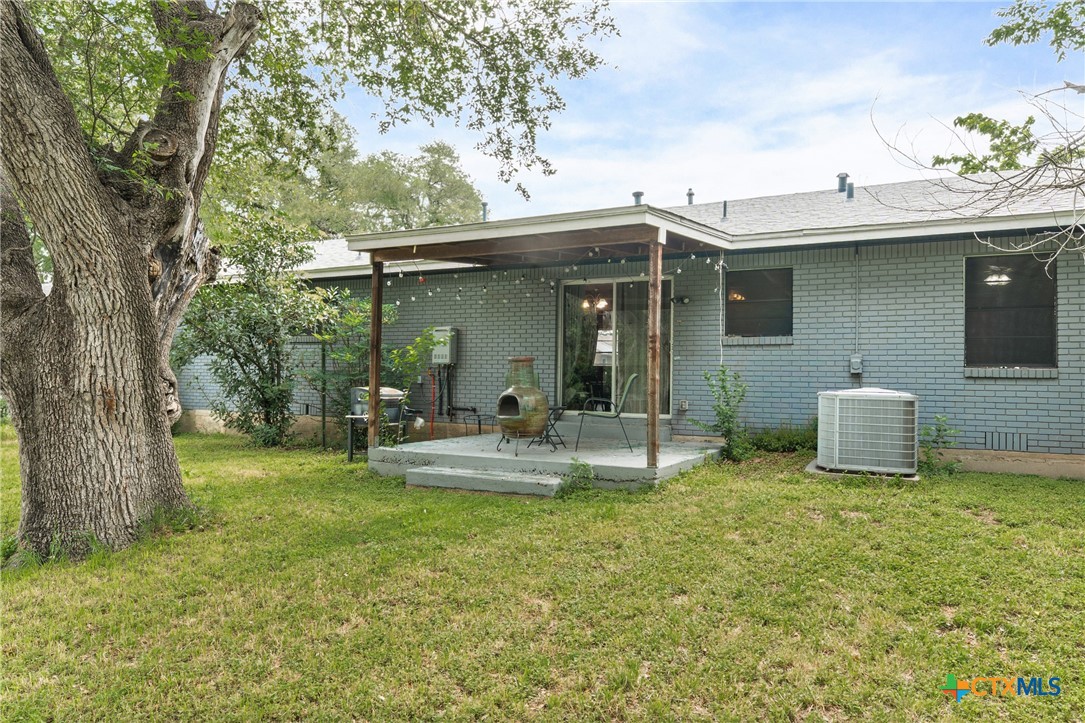 1406 N Penelope Street Property Photo 4