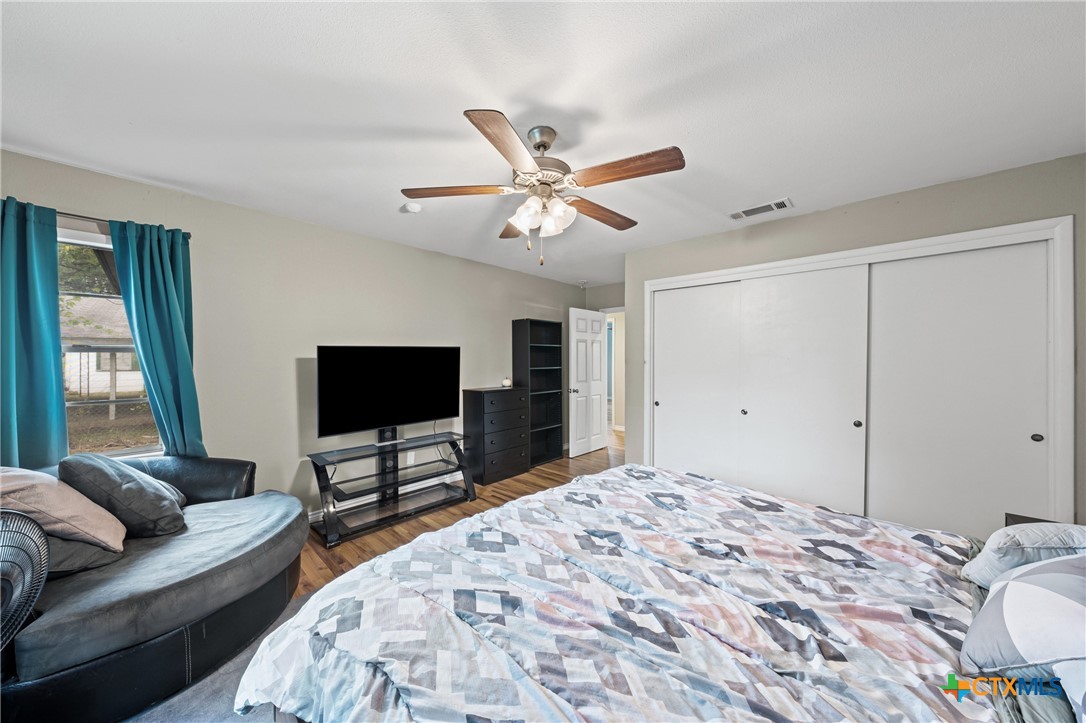 1406 N Penelope Street Property Photo 21