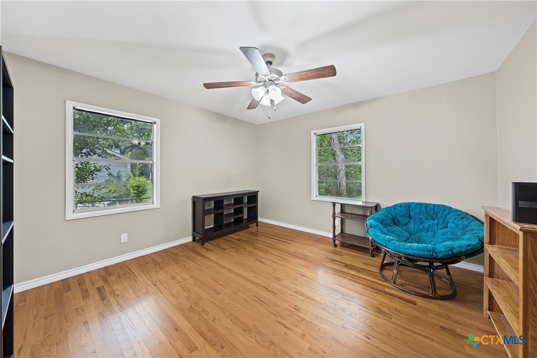 1406 N Penelope Street Property Photo 26