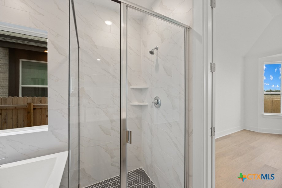357 Blue Summit Bend Property Photo 12
