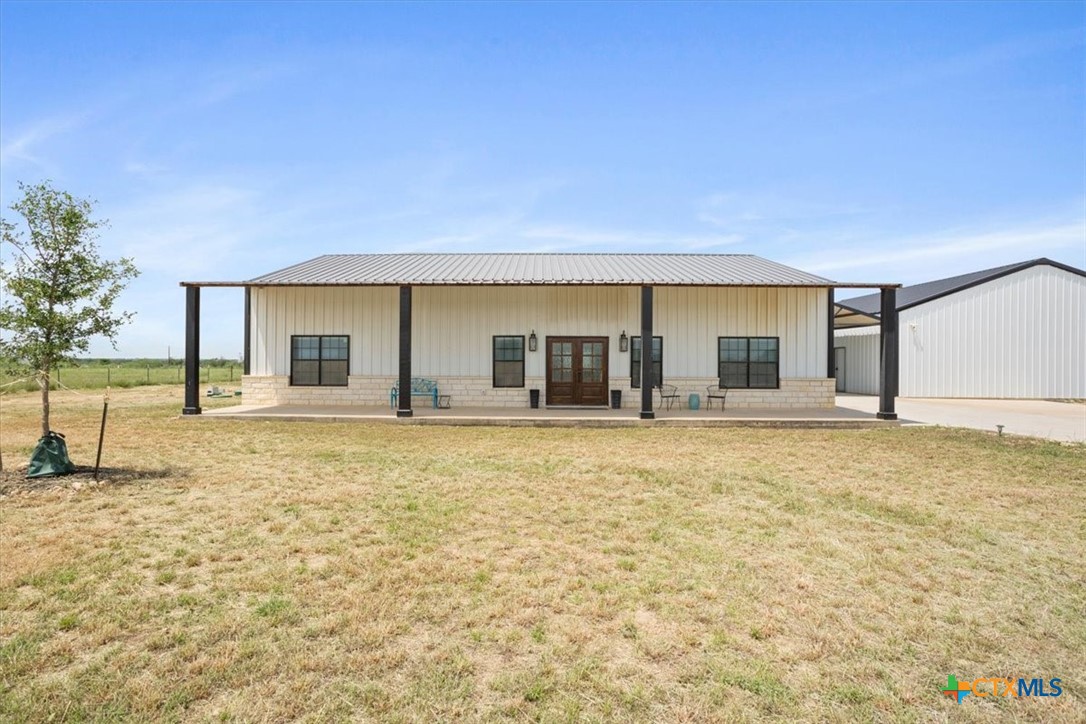 1490 Dos Hermanas Road Property Photo 2