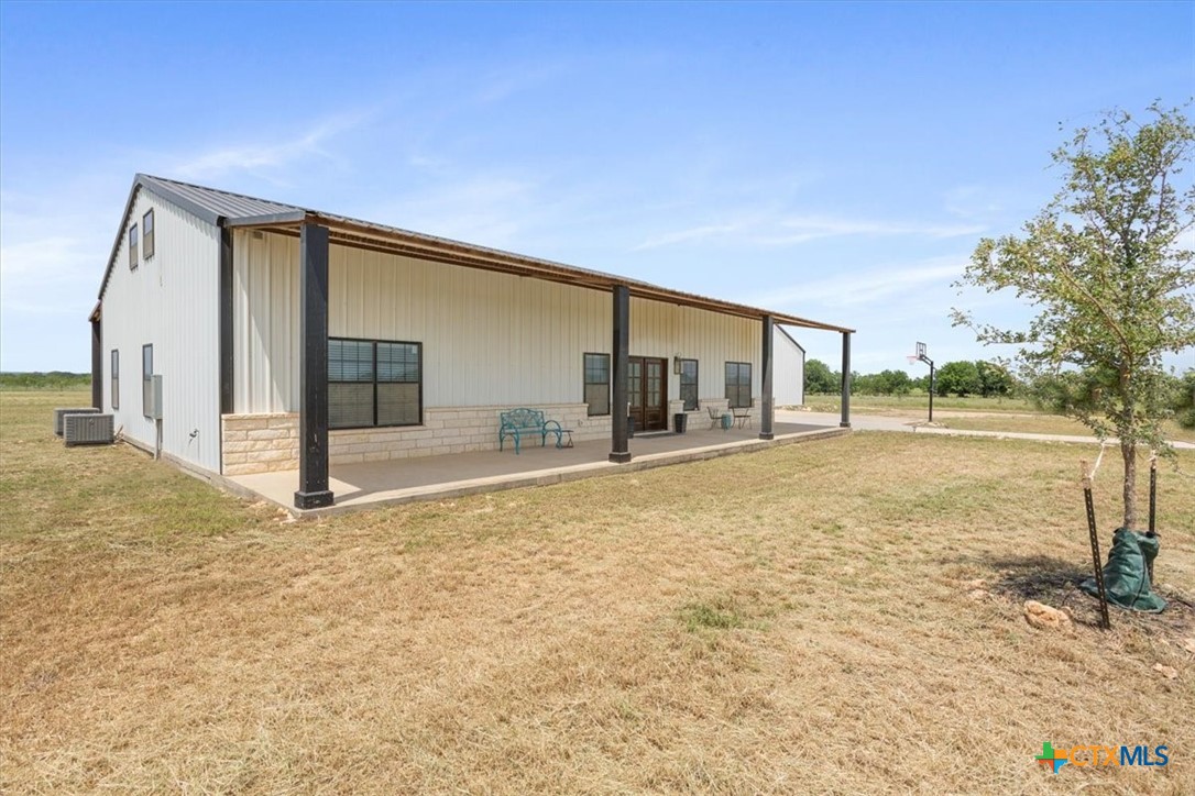 1490 Dos Hermanas Road Property Photo 5