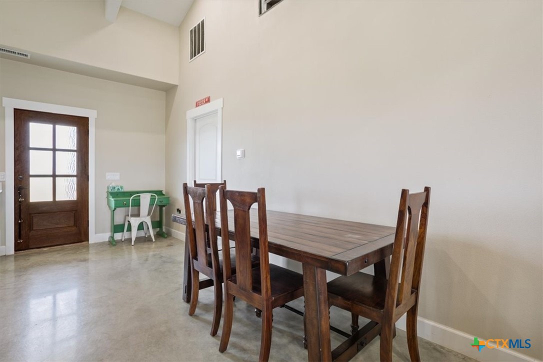 1490 Dos Hermanas Road Property Photo 11
