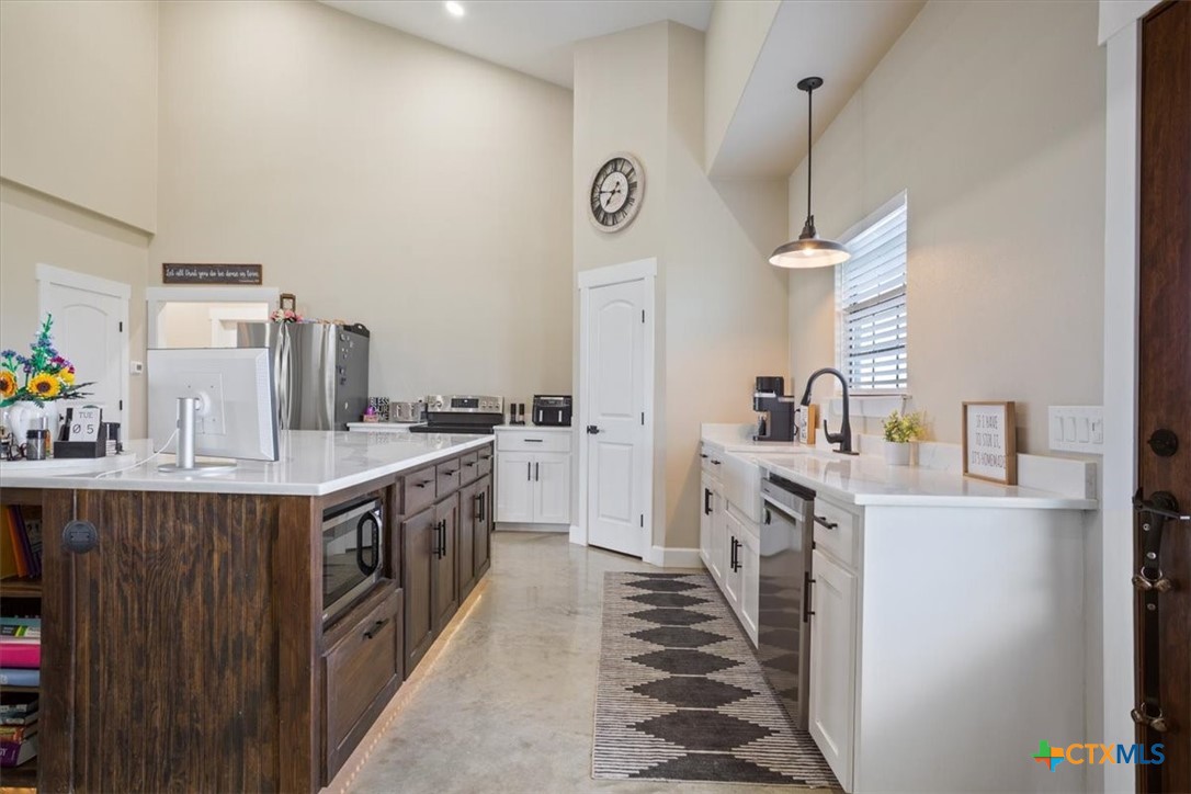 1490 Dos Hermanas Road Property Photo 15